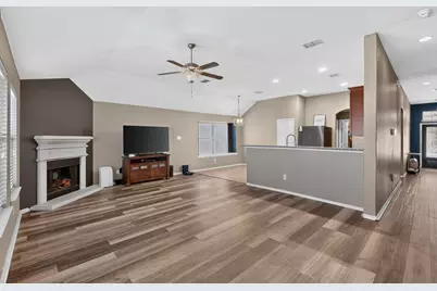 1336 Shelley Drive, Burleson, TX 76028 - Photo 7