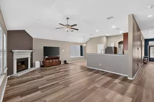 1336 Shelley Dr, Burleson, TX 76028 - Photo 7
