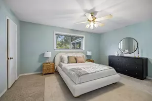 3240 Chapel Downs Dr, Dallas, TX 75229 - Photo 33