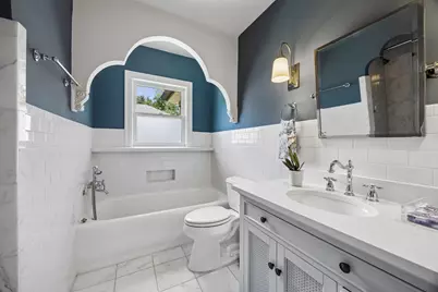 5542 McCommas Boulevard, Dallas, TX 75206 - Photo 23