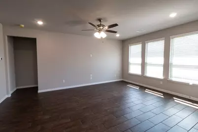 507 Reatta Drive, Justin, TX 76247 - Photo 17
