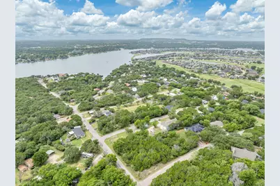 812 Western Hills Trail, Granbury, TX 76049 - Photo 3