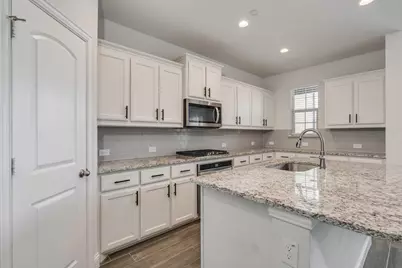 6805 Andrew Drive, North Richland Hills, TX 76180 - Photo 7