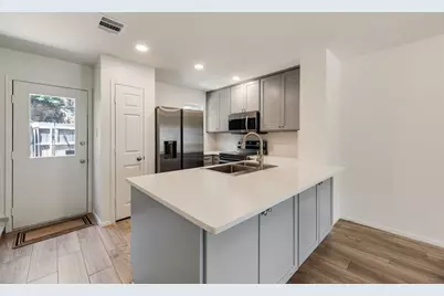 28 Abbey Road, Euless, TX 76039 - Photo 1