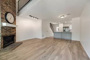 28 Abbey Rd, Euless, TX 76039 - Photo 5