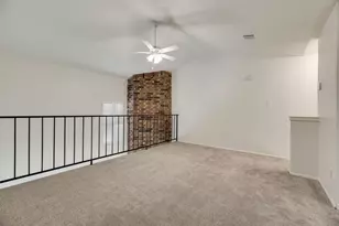 28 Abbey Rd, Euless, TX 76039 - Photo 13
