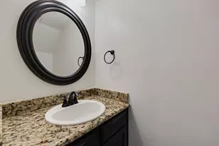 28 Abbey Rd, Euless, TX 76039 - Photo 17