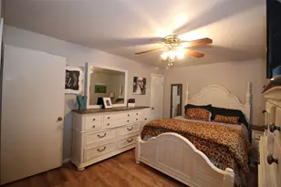 810 W Eden St, Munday, TX 76371 - Photo 15