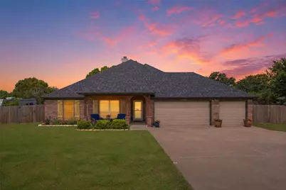 3139 Meandering Way, Granbury, TX 76049 - Photo 1