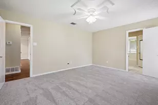 2813 Cripple Creek Trail, Grapevine, TX 76051 - Photo 13