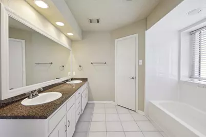 2813 Cripple Creek Trail, Grapevine, TX 76051 - Photo 15