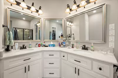 9913 Villa Verde Drive, Fort Worth, TX 76179 - Photo 3