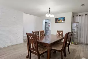 936 E Berkeley Dr, Richardson, TX 75081 - Photo 9
