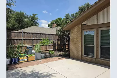 936 E Berkeley Drive, Richardson, TX 75081 - Photo 17