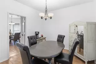 908 Chauvin Dr, Cedar Hill, TX 75104 - Photo 9