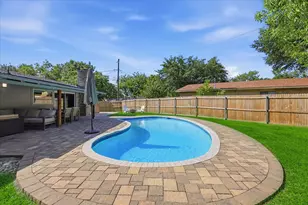 745 Greenhill Ln, Grand Prairie, TX 75052 - Photo 37