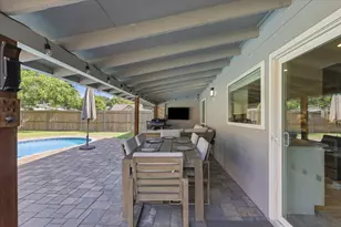 745 Greenhill Ln, Grand Prairie, TX 75052 - Photo 33