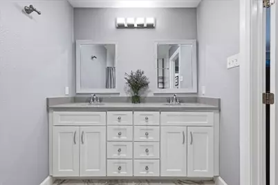 745 Greenhill Lane, Grand Prairie, TX 75052 - Photo 27