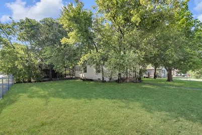 522 N Merrill Avenue, Duncanville, TX 75116 - Photo 21
