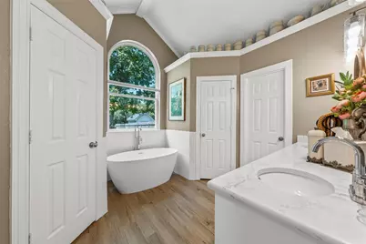 9408 Silverthorn Drive, Waco, TX 76708 - Photo 21