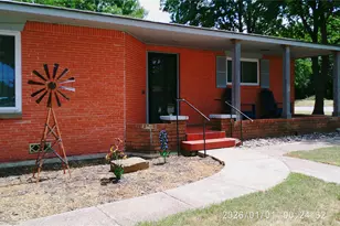 305 Rock St, Bowie, TX 76230 - Photo 35