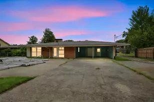 1444 Oaklawn Dr, Corsicana, TX 75110 - Photo 3