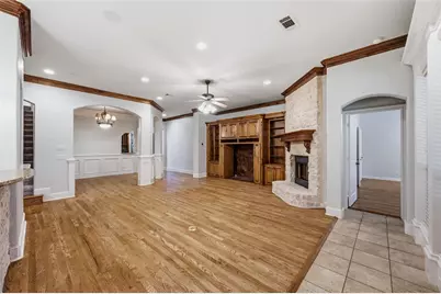 620 Highview Lane, Hurst, TX 76054 - Photo 11