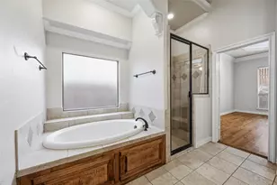 620 Highview Ln, Hurst, TX 76054 - Photo 23
