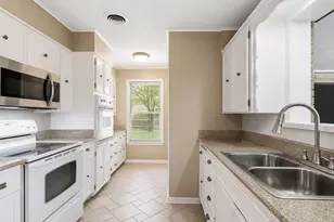 233 Randell Terrace Dr, Denison, TX 75020 - Photo 5