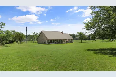 511 Highland Road, Springtown, TX 76082 - Photo 23