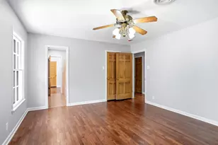 900 Live Oak St, Denton, TX 76209 - Photo 15
