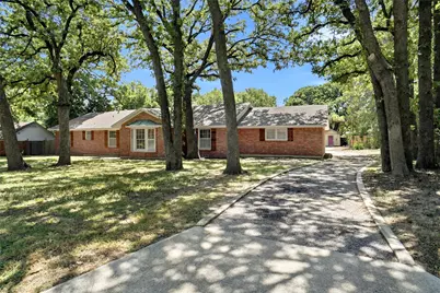900 Liveoak Street, Denton, TX 76209 - Photo 3