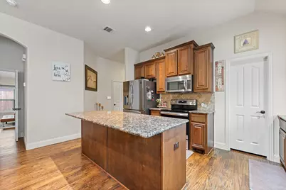 1000 Longhorn Drive, Aubrey, TX 76227 - Photo 5