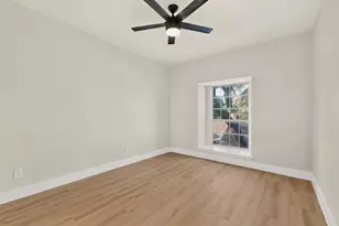 8600 Coppertowne Ln, Dallas, TX 75243 - Photo 19