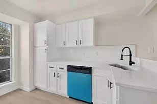 8600 Coppertowne Ln, Dallas, TX 75243 - Photo 15