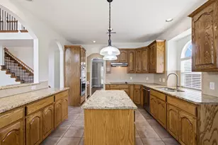 2305 Trickling Creek Dr, Garland, TX 75041 - Photo 15