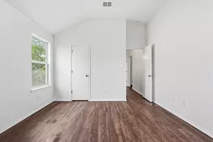 725 Parkford Ln, Arlington, TX 76001 - Photo 23
