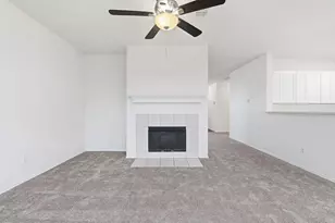 725 Parkford Ln, Arlington, TX 76001 - Photo 11