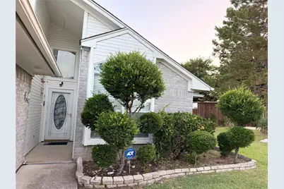 2530 Stresa Lane, Grand Prairie, TX 75052 - Photo 3