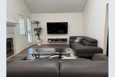 2530 Stresa Lane, Grand Prairie, TX 75052 - Photo 7