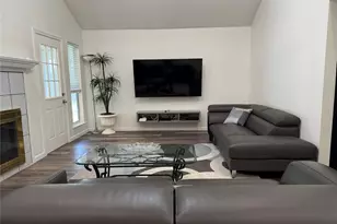 2530 Stresa Ln, Grand Prairie, TX 75052 - Photo 7