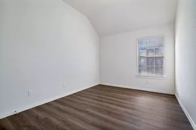 7309 Meadowwood Drive, Rowlett, TX 75089 - Photo 9