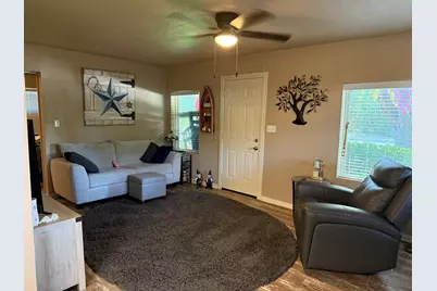 528 S Coppell Road, Coppell, TX 75019 - Photo 3