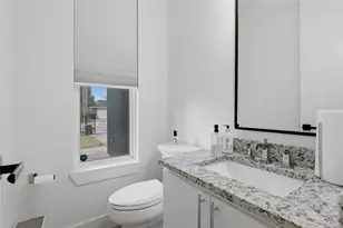 1808 Shaw St, Dallas, TX 75212 - Photo 13