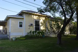 1403 Bonham St, Commerce, TX 75428 - Photo 31