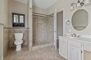 1110 Carrington Ct, Irving, TX 75060 - Photo 9
