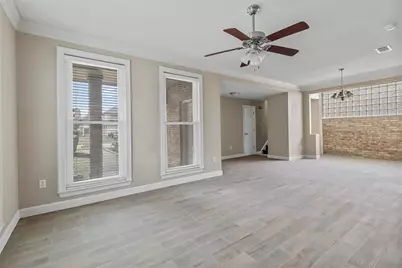 1110 Carrington Court, Irving, TX 75060 - Photo 5