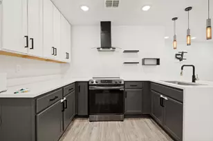 1301 Cardinal St, Arlington, TX 76010 - Photo 11