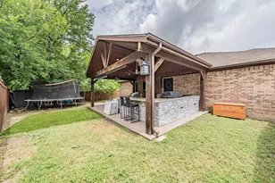 8015 Leigh Ann Dr, Dallas, TX 75232 - Photo 5