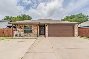 8015 Leigh Ann Dr, Dallas, TX 75232 - Photo 1